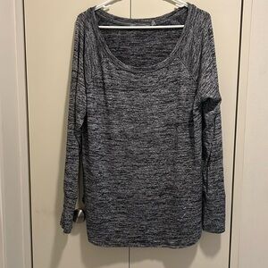 Women’s Athleta size XL long sleeve shirt